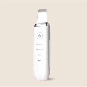 Essie ultrasonic lifting & exfoliating wand